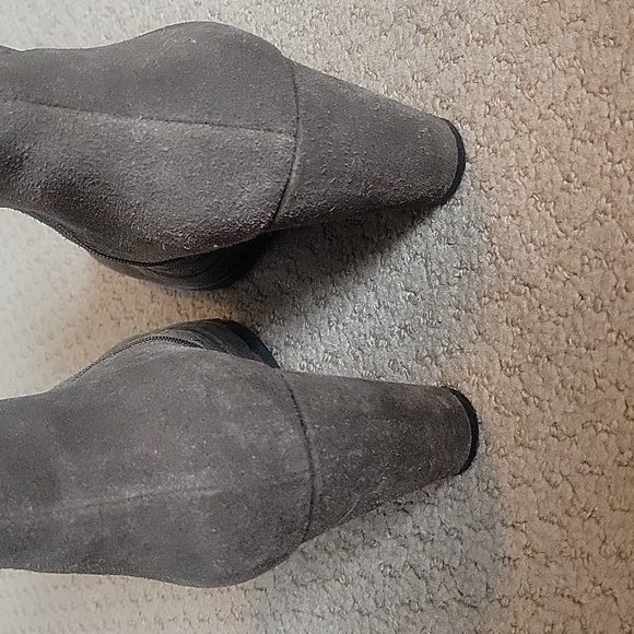 Franco Sarto Sz 8 Gray Suede Booties - Picture 7 of 12
